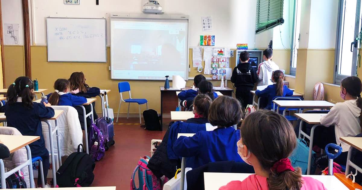 On Friday 5th March 2021, our two schools hosted a webcam meeting with Google Classroom. The Fourth and Fifth classes from each of the schools met remotely and experienced a new kind of lesson. All our hard work for Cambridge English Movers came into practice: the students asked questions about their daily routine and talked about […]